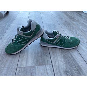 New Balance 574 Classic Men’s Size 10.5 D Varsity Green ML574EGR